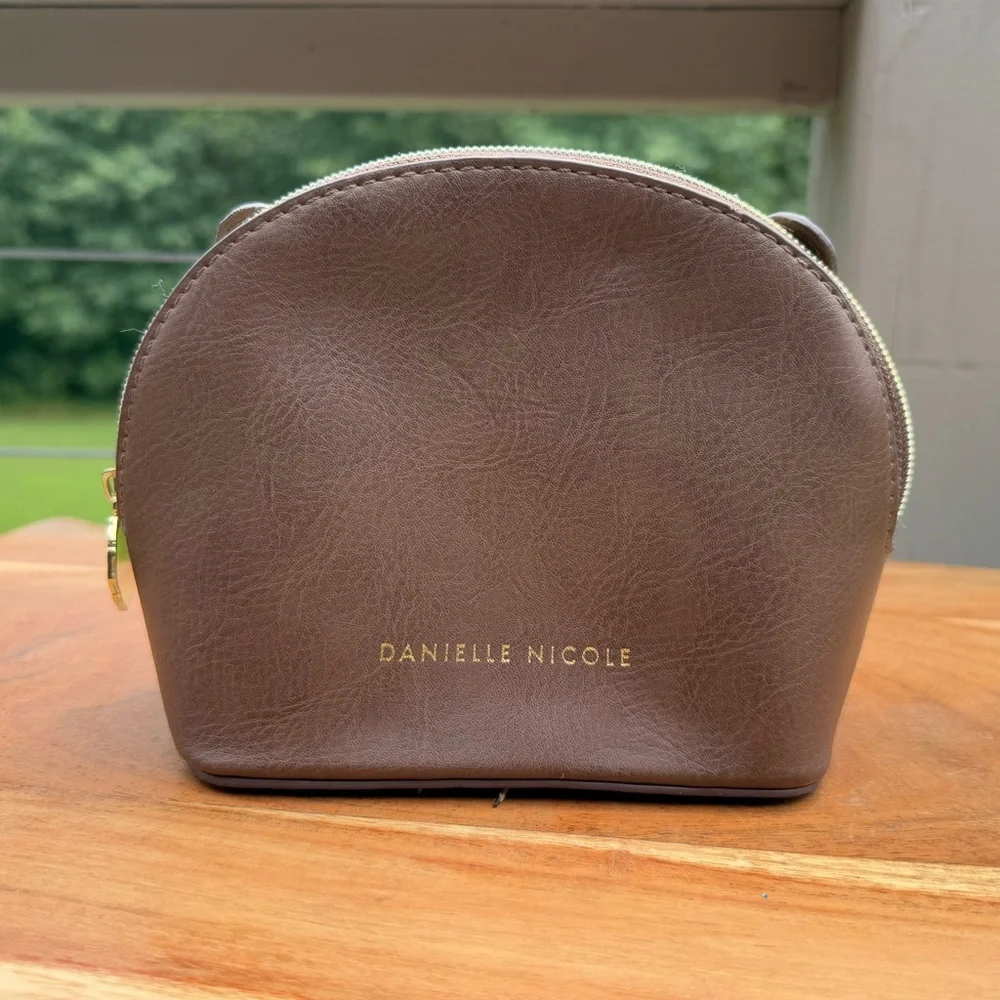 Danielle Nicole Disney Beauty and the Beast - Beast make up bag.